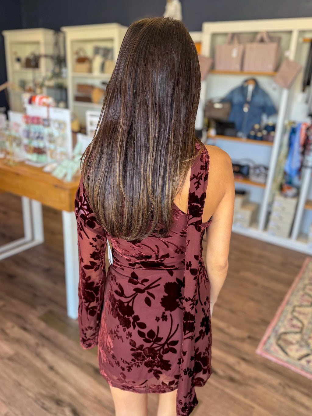 Anoak Velvet Scarf Dress