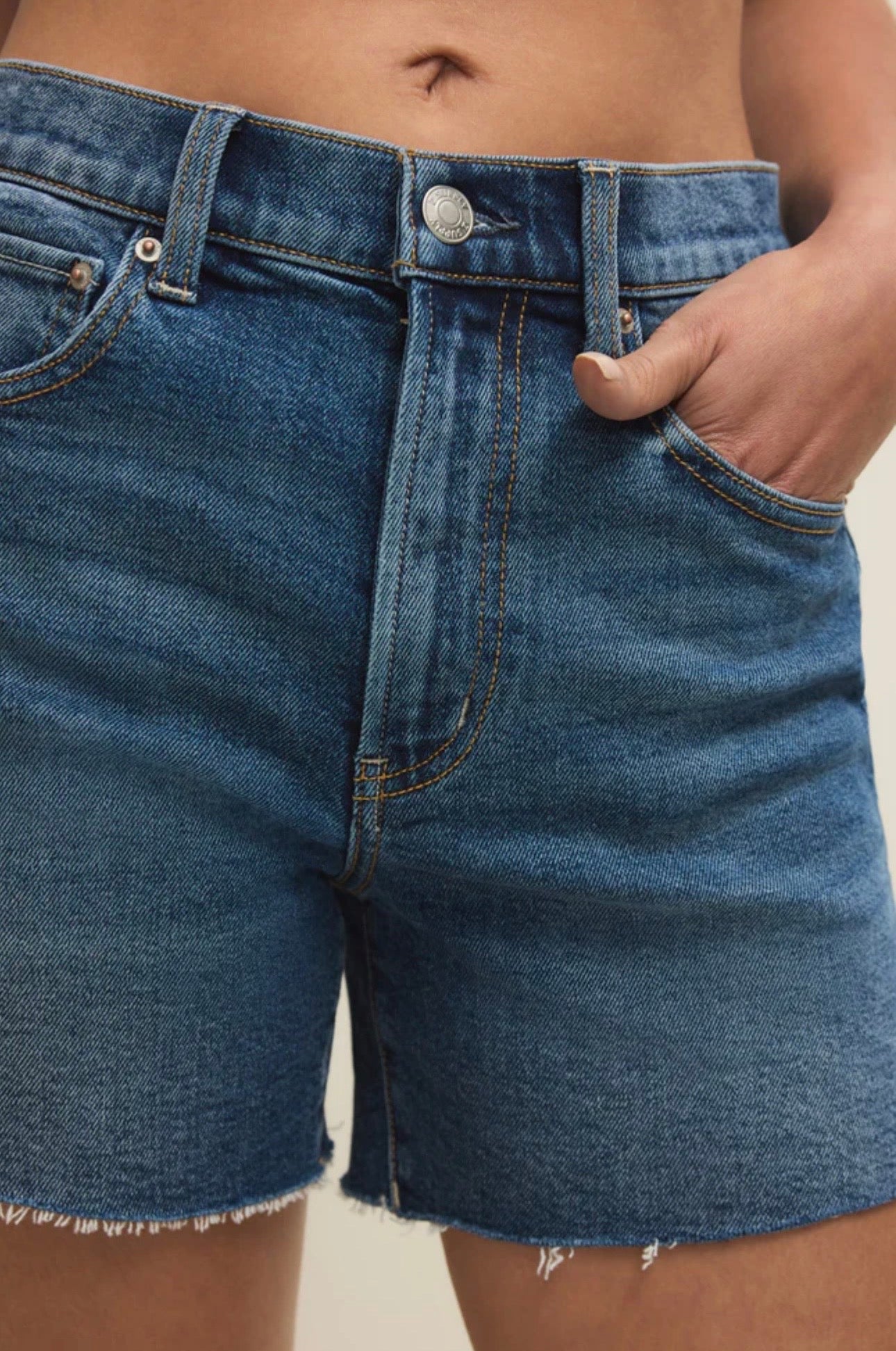 Jonah Mid Ride Shorts