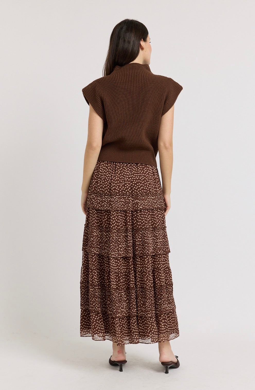 Jane Sweater Vest in Brown