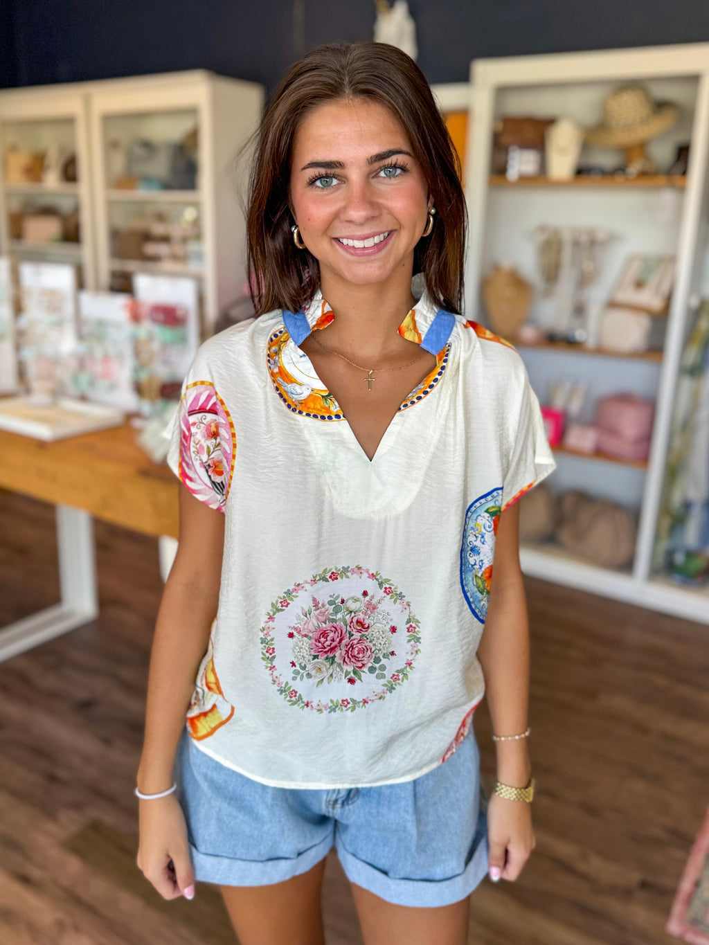 Cream Floral Rounds Top