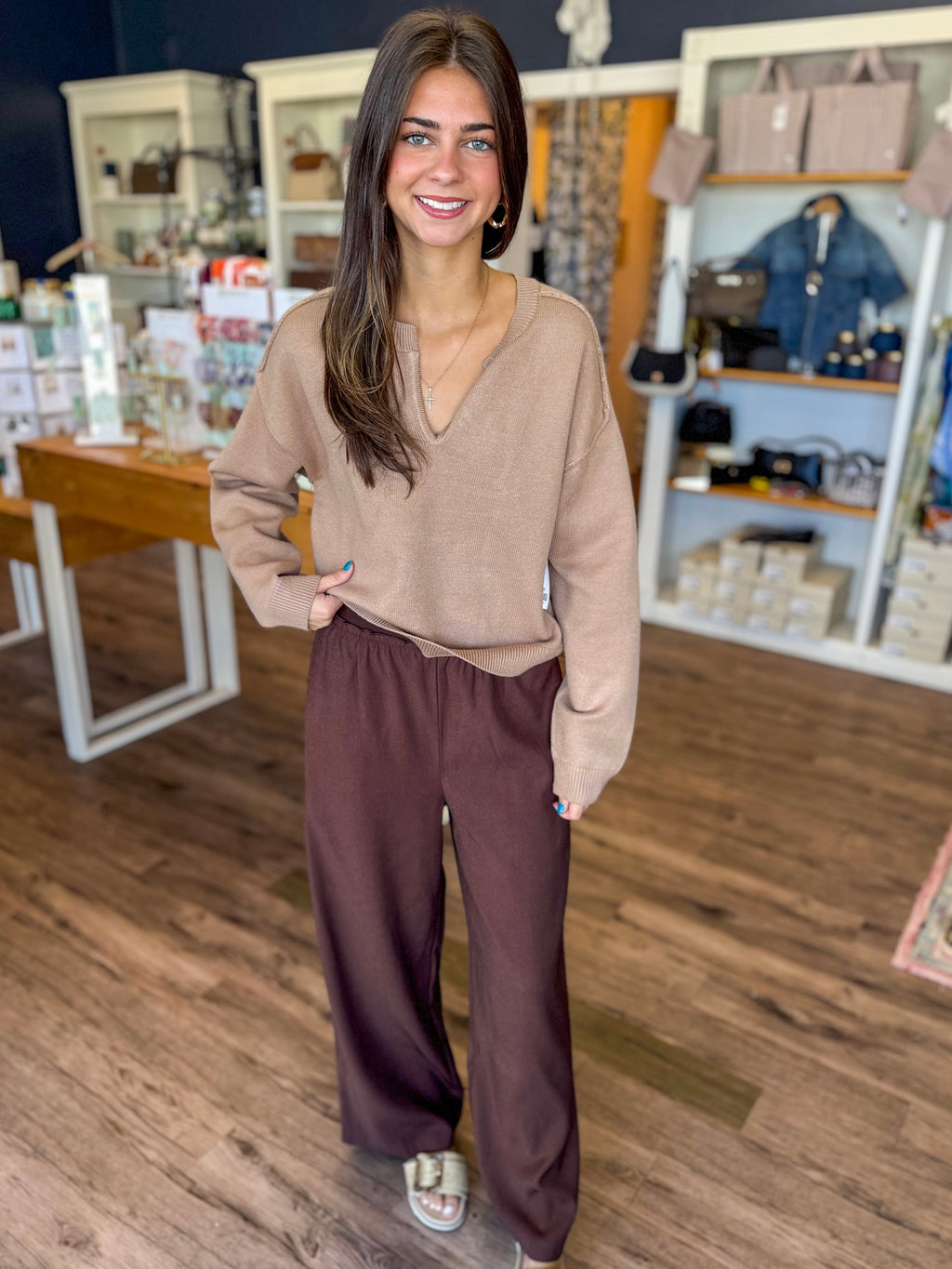 Mira Pant in Brown
