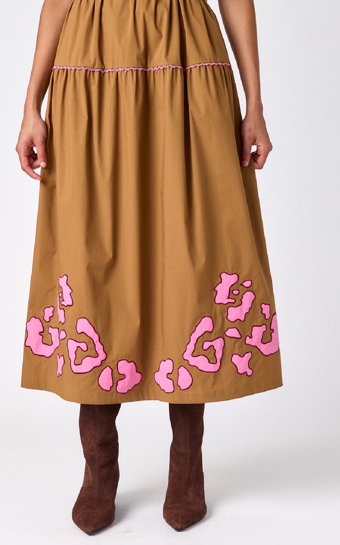 Fairiss Dress in Teak