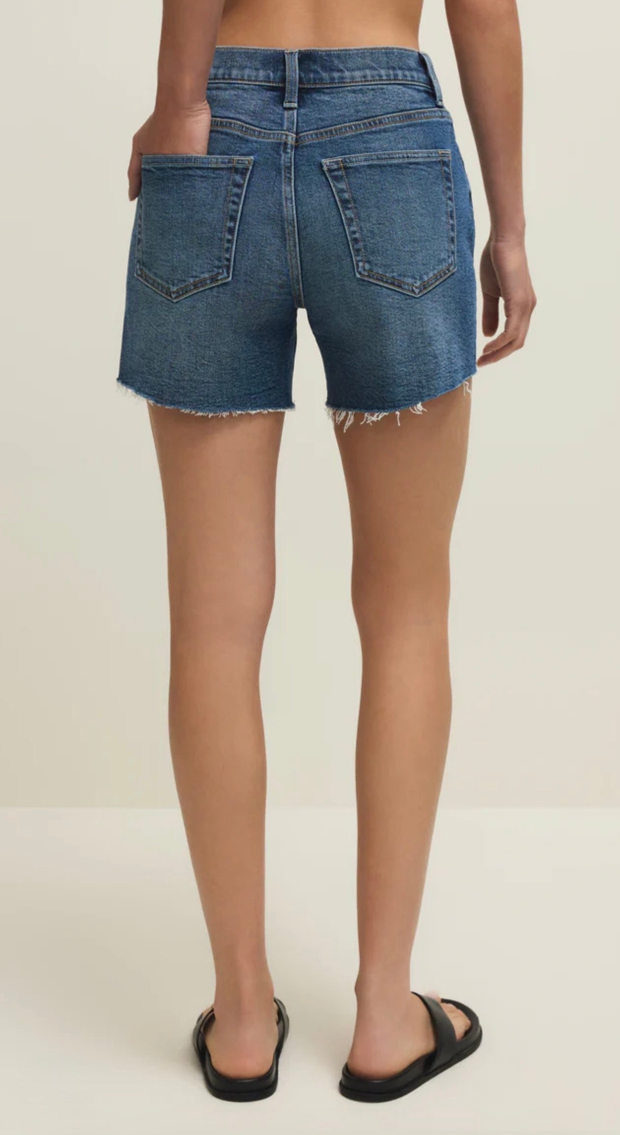 Jonah Mid Ride Shorts