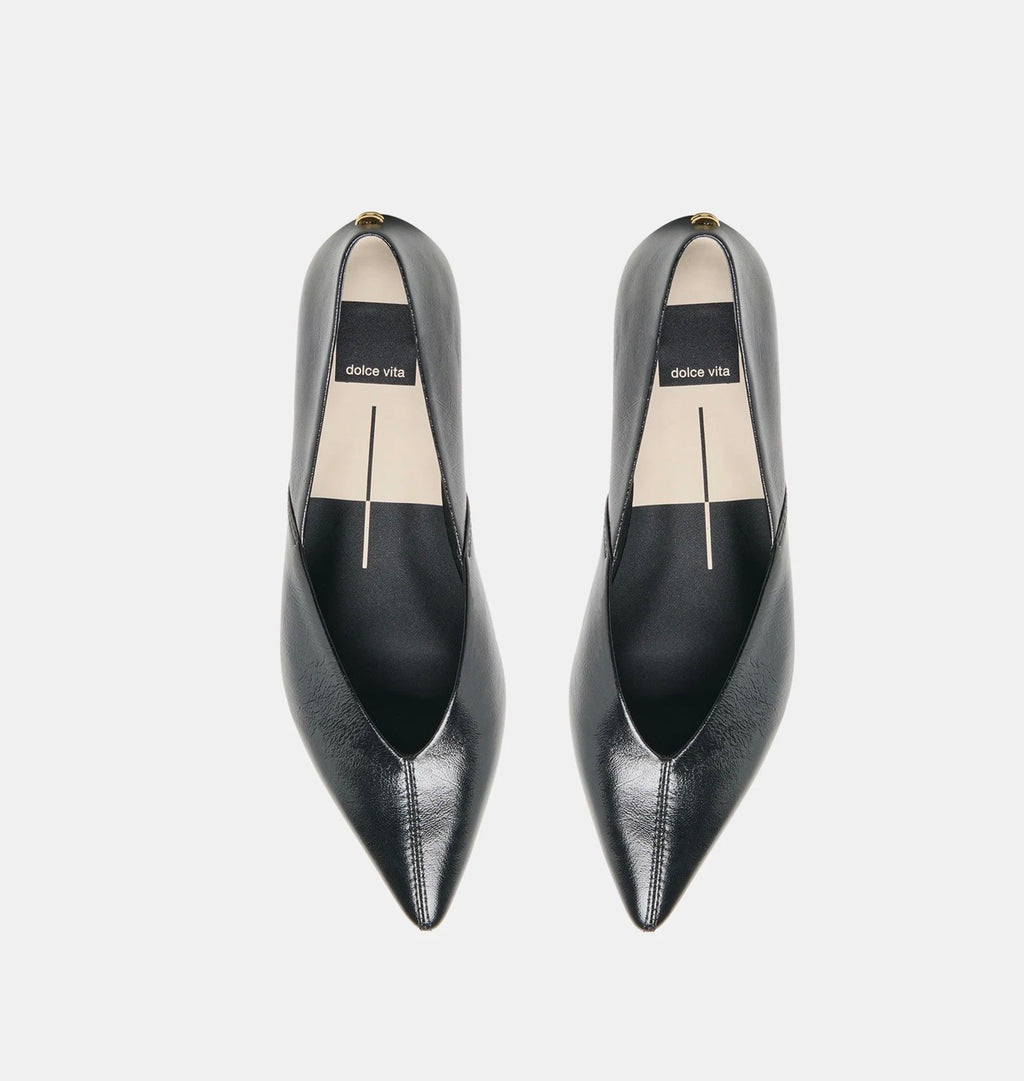 Gema Black Leather Flat