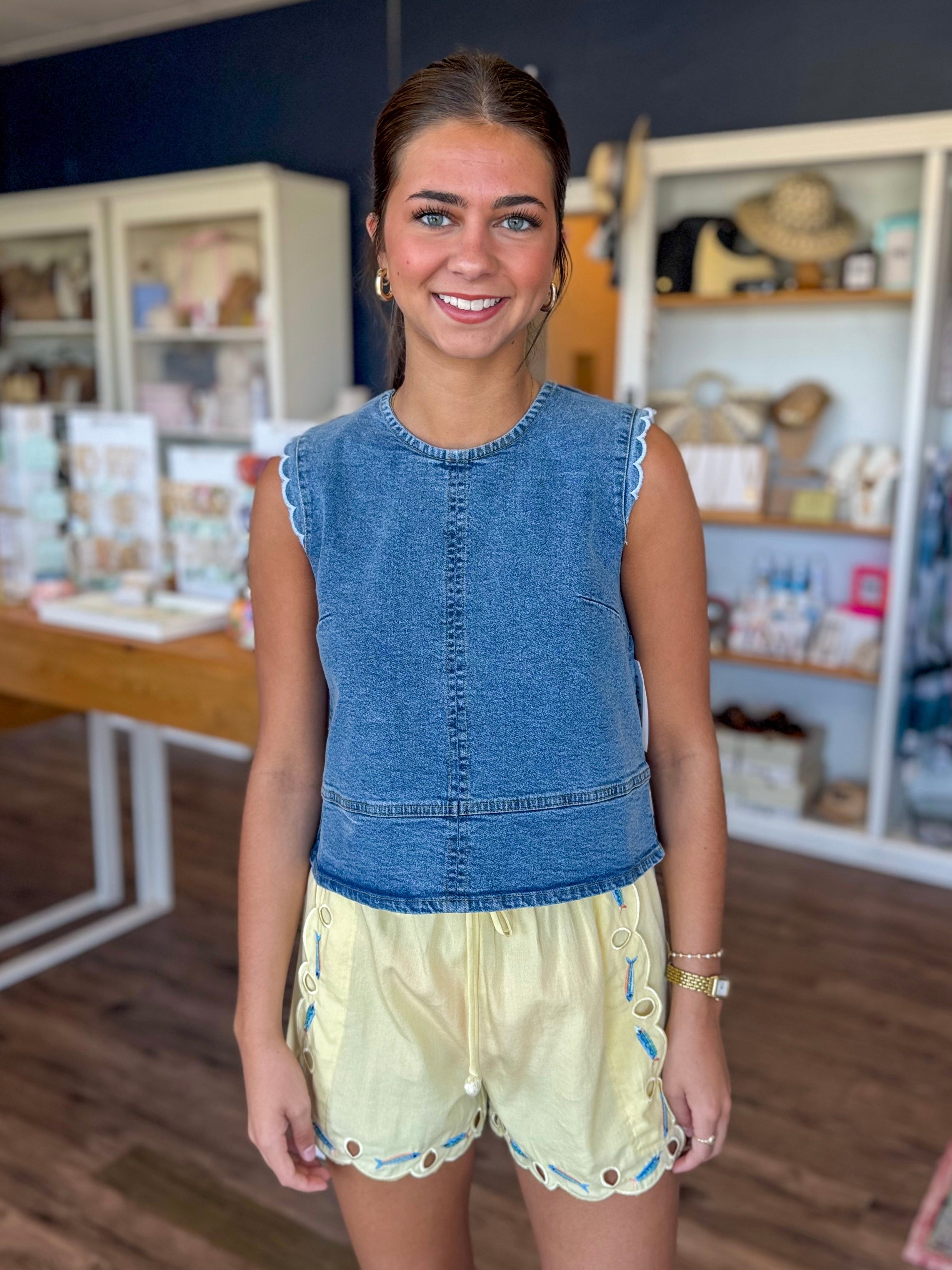 Scallop Beaded Fish Shorts