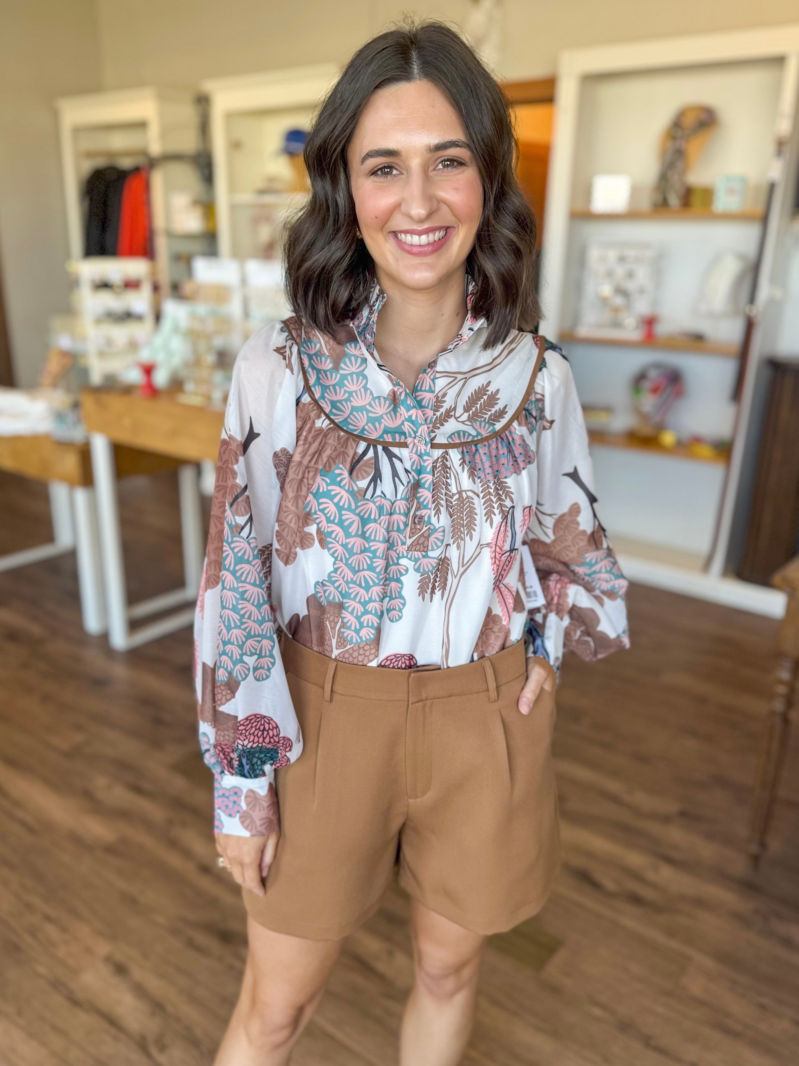 Mocha Front Pleated Short