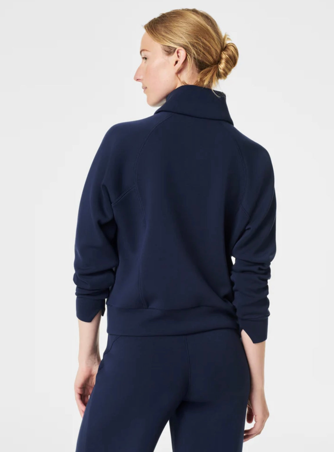 Air Essentials Half Zip in Timeless Navy
