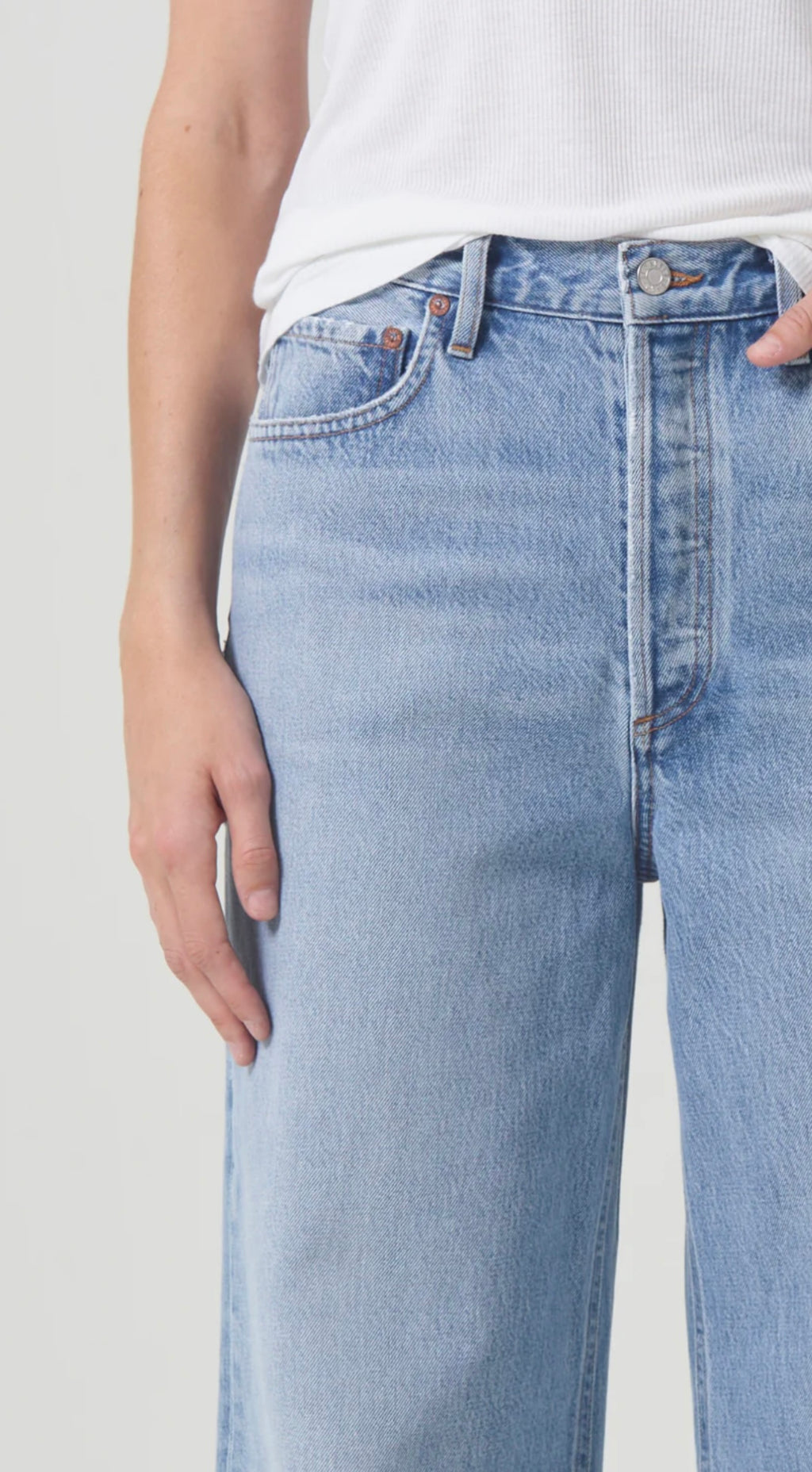 Dame Jean in Showdown