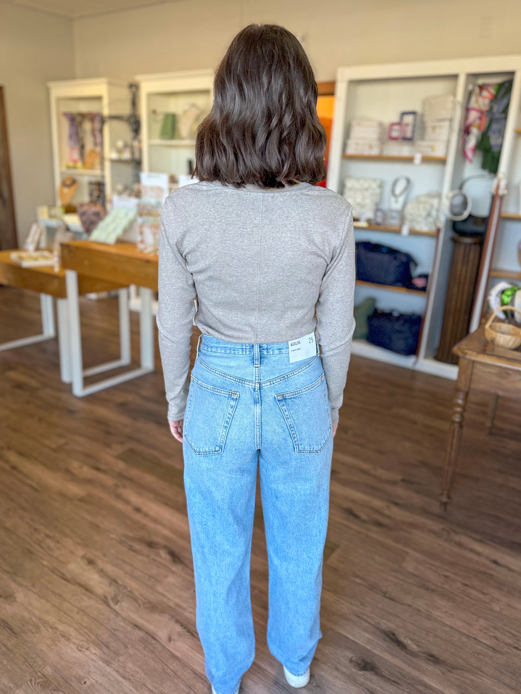 V-Waist Baggy Jeans in Prevail