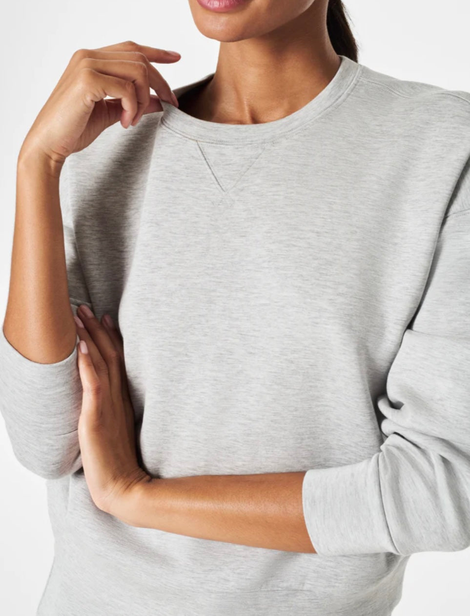 Air Essentials Crew in Light Heather Grey