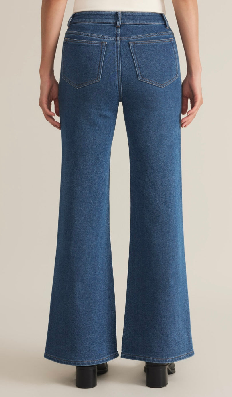 Georgia Relaxed Leg Jean